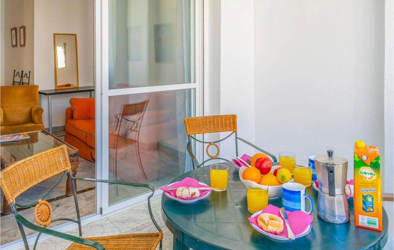 Lovely Apartment In Marbella With Kitchenette Dış mekan fotoğraf